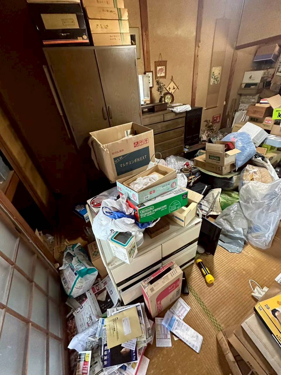 和室の家財整理の作業前写真